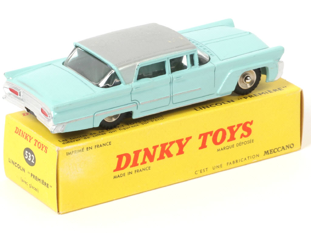 Lot 459 - DINKY TOYS (FRANCE) (1)