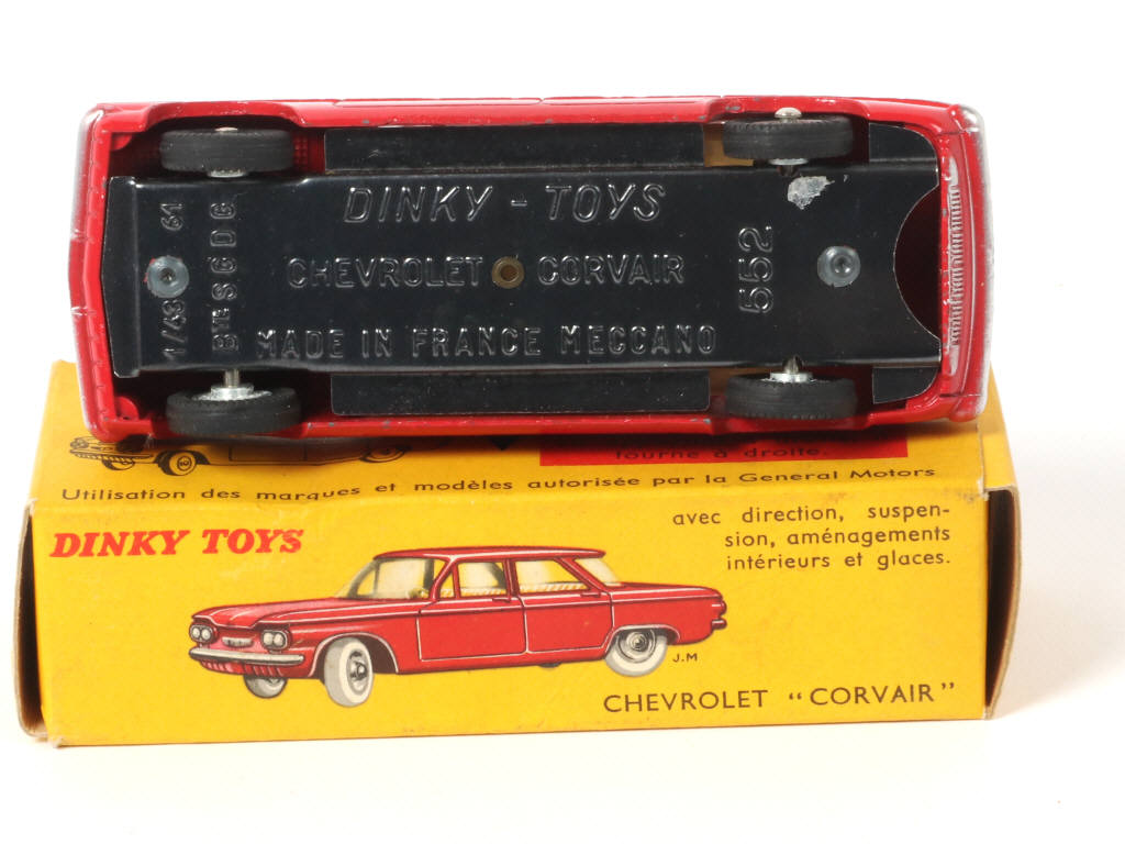 Lot 457 - DINKY TOYS (FRANCE) (1)