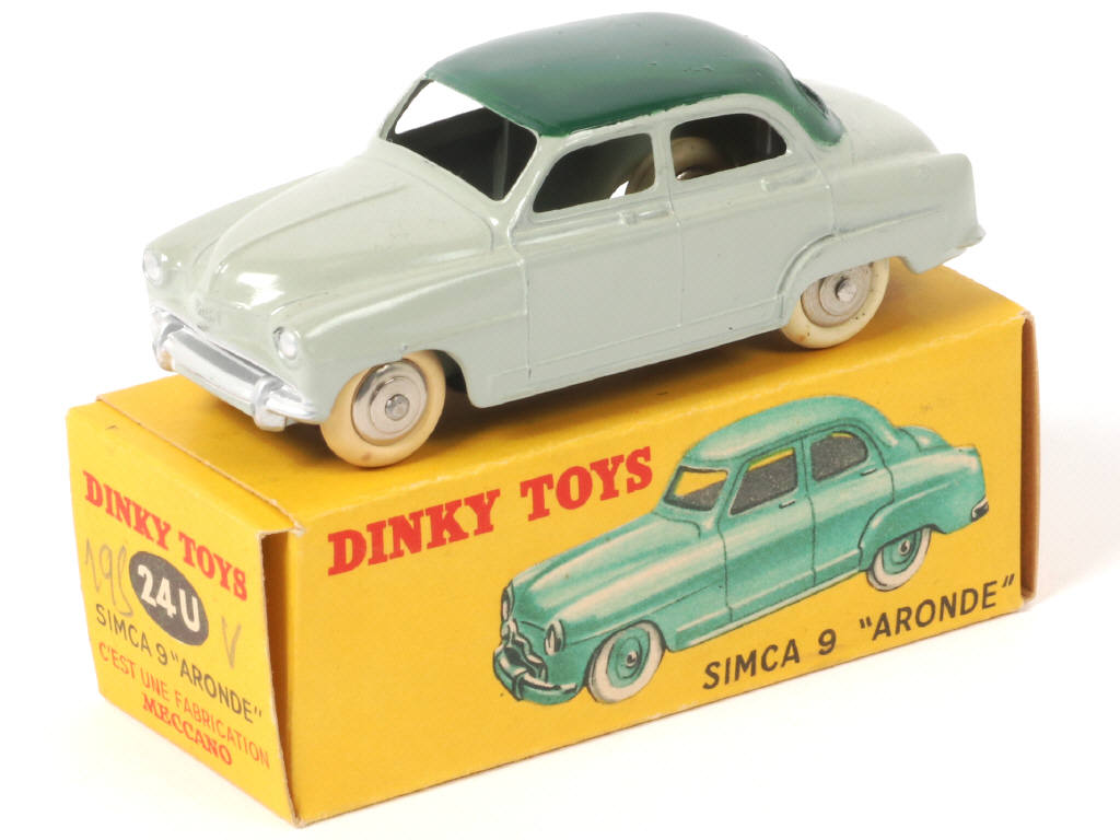 Lot 363 - DINKY TOYS (FRANCE) (1)
