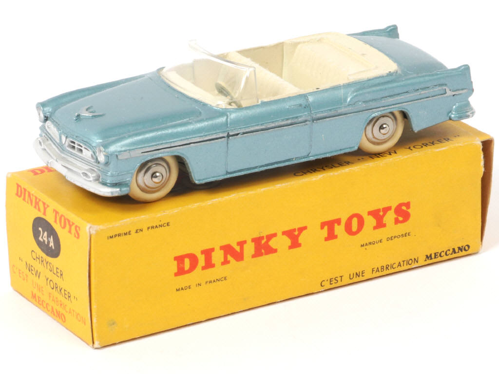 Lot 341 - DINKY TOYS (FRANCE) (1)