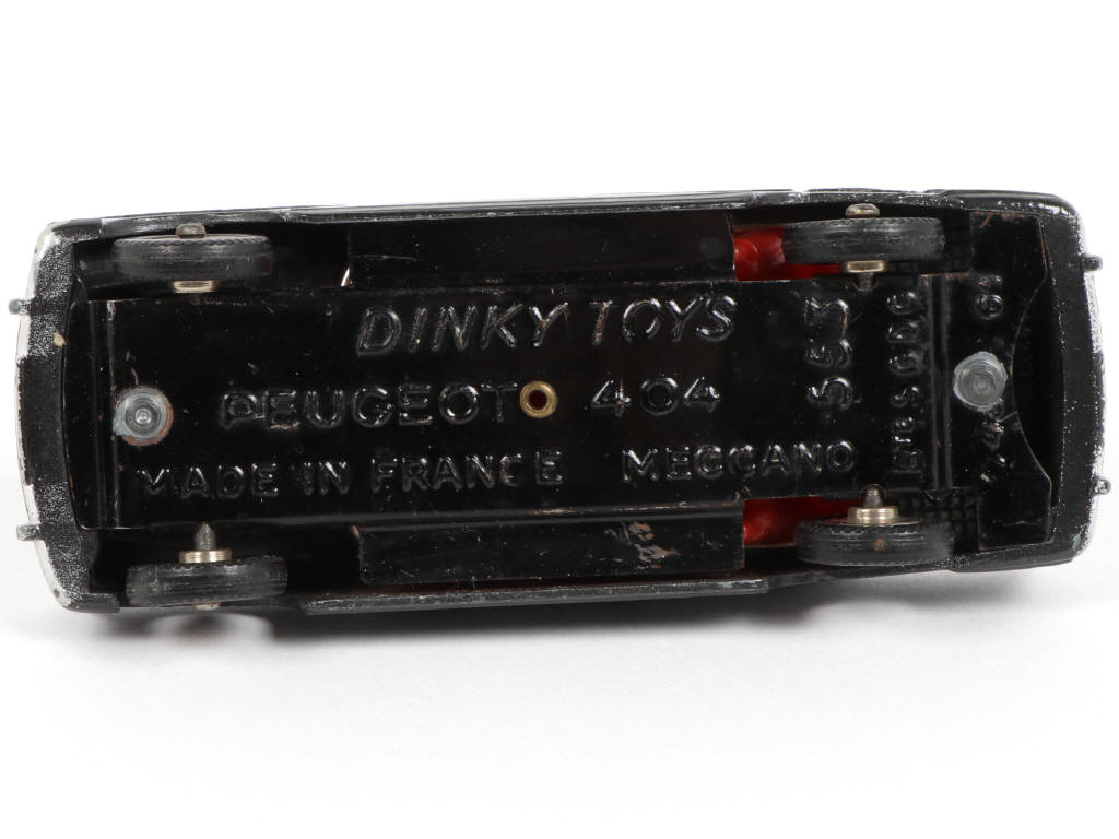 Lot 285 - DINKY TOYS (FRANCE) Série HARRIS (1)