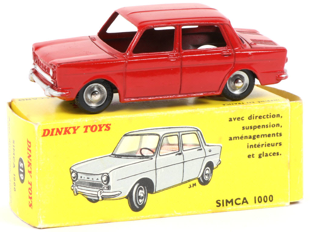 Lot 391 - DINKY TOYS (FRANCE) (1)
