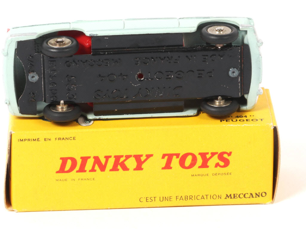 Lot 398 - DINKY TOYS (FRANCE) (1)