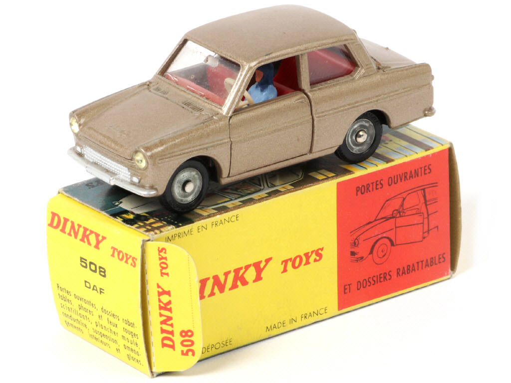 Lot 445 - DINKY TOYS (FRANCE) (1)