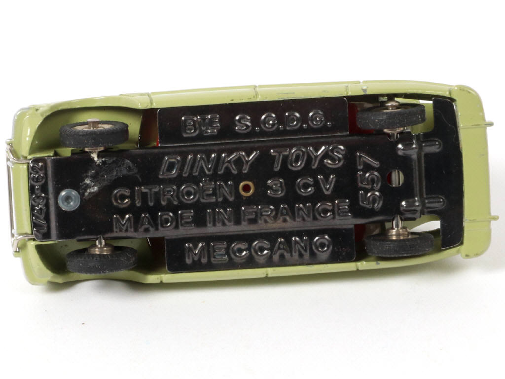 Lot 419 - DINKY TOYS (FRANCE) (2)