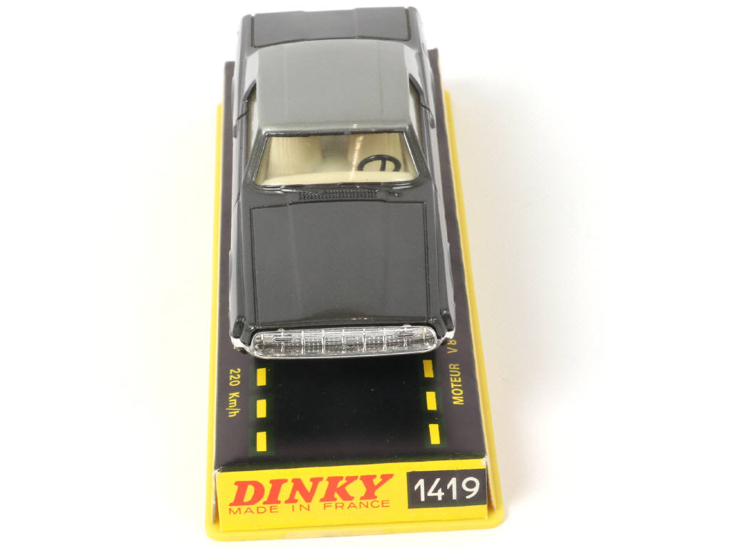 Lot 465 - DINKY TOYS (FRANCE) (1)