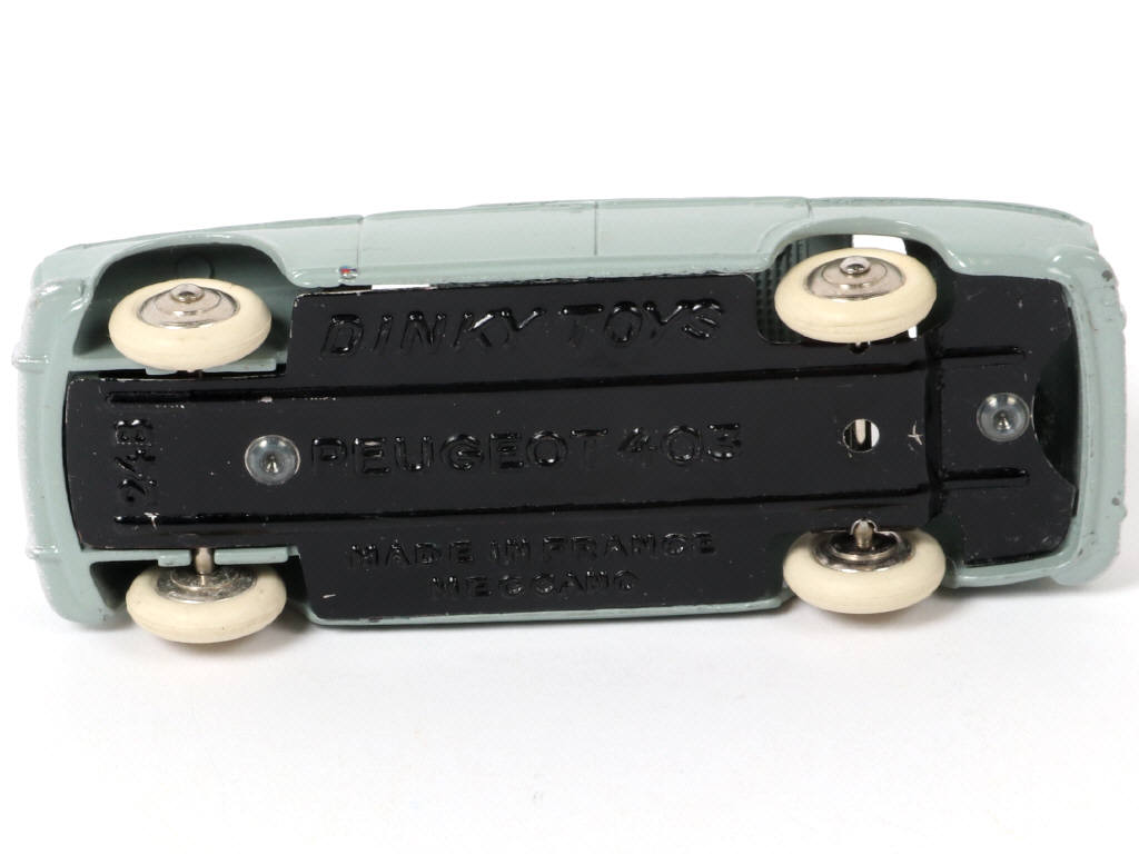 Lot 343 - DINKY TOYS (FRANCE) (2)