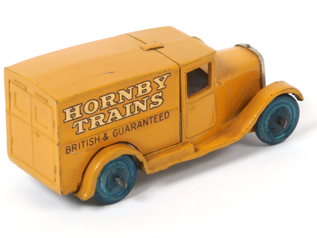 Lot 539 - DINKY TOYS (GB) (1)