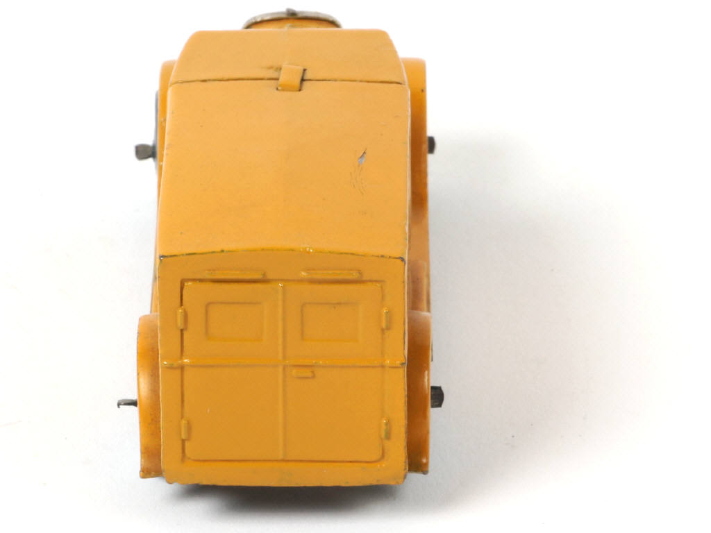 Lot 539 - DINKY TOYS (GB) (1)