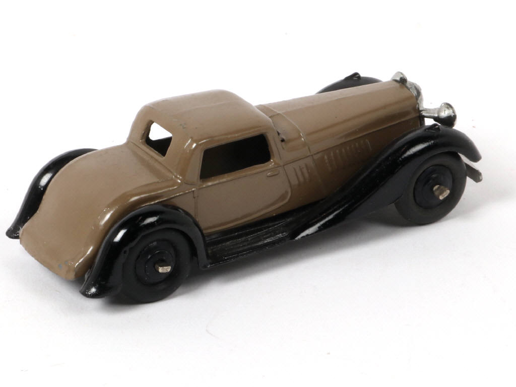 Lot 521 - DINKY TOYS (GB) (1)