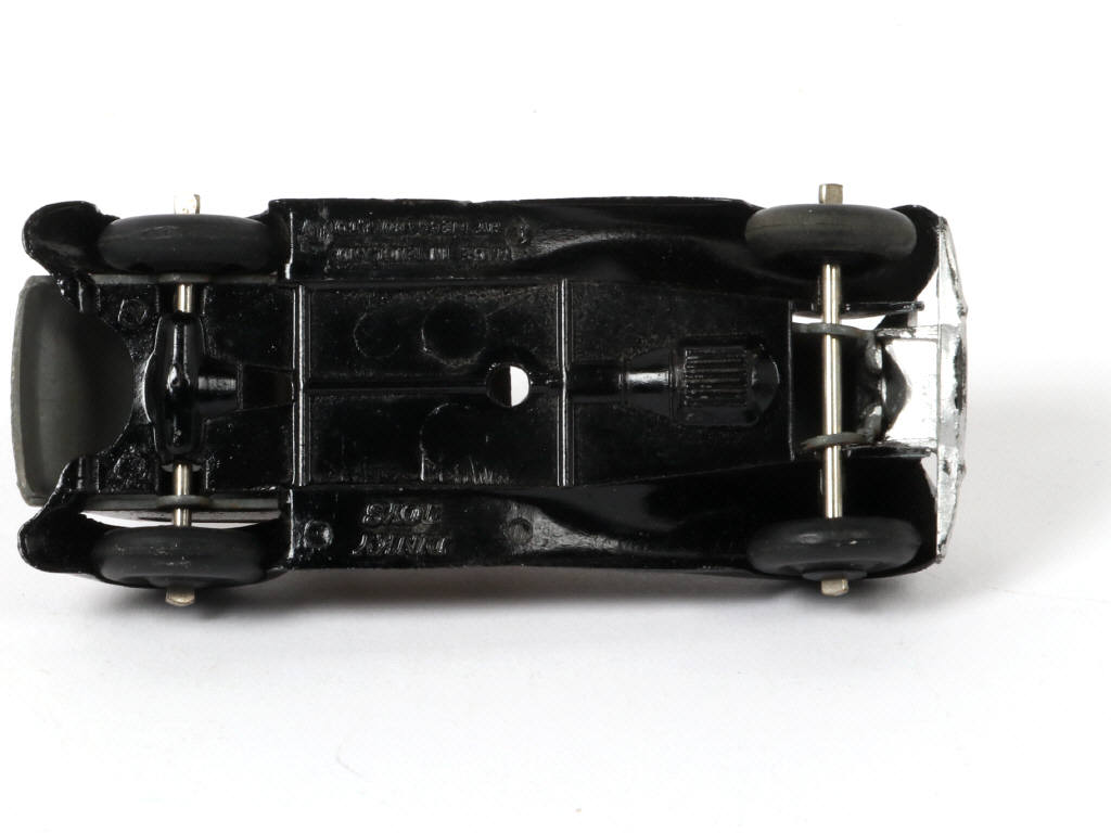 Lot 521 - DINKY TOYS (GB) (1)