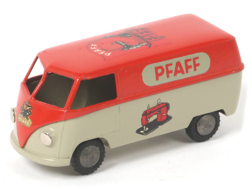 Lot 103 - TEKNO (DANEMARK) (1)