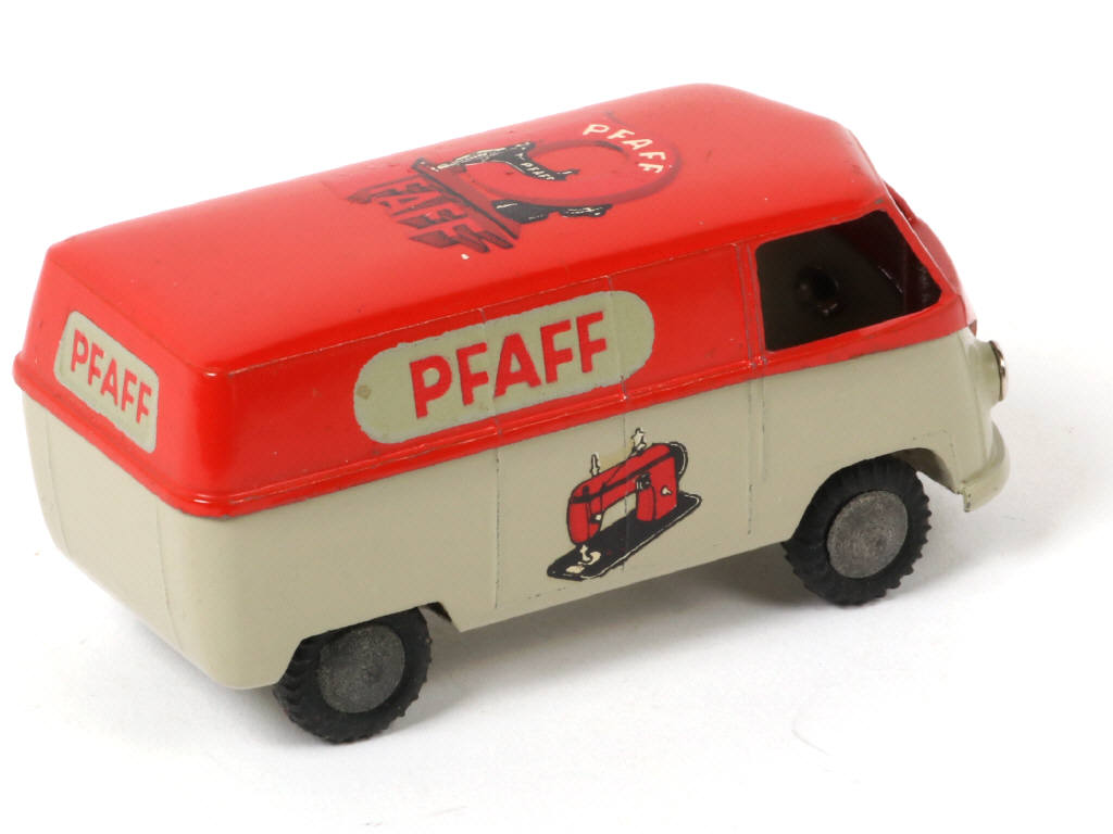 Lot 103 - TEKNO (DANEMARK) (1)