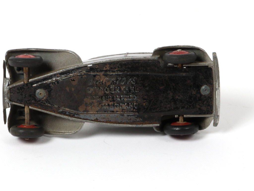 Lot 314 - DINKY TOYS (FRANCE) (1)