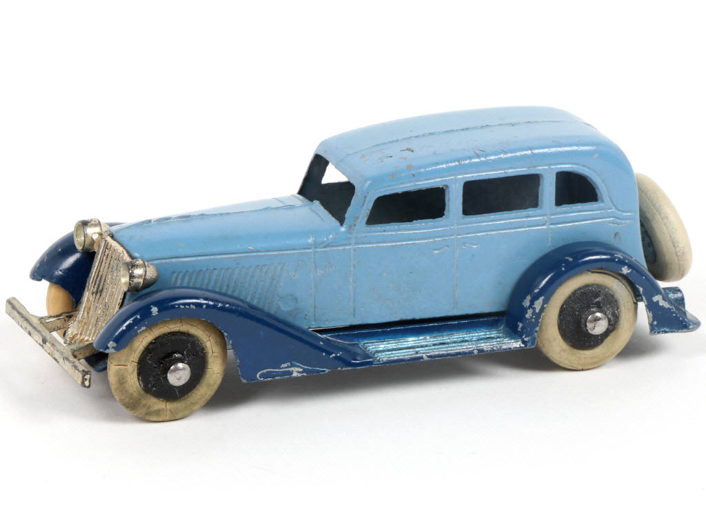 Lot 94 - TOOTSIETOY (USA) (1)