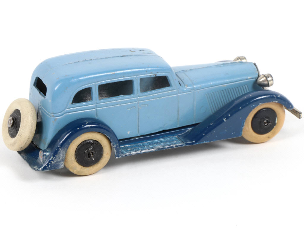 Lot 94 - TOOTSIETOY (USA) (1)