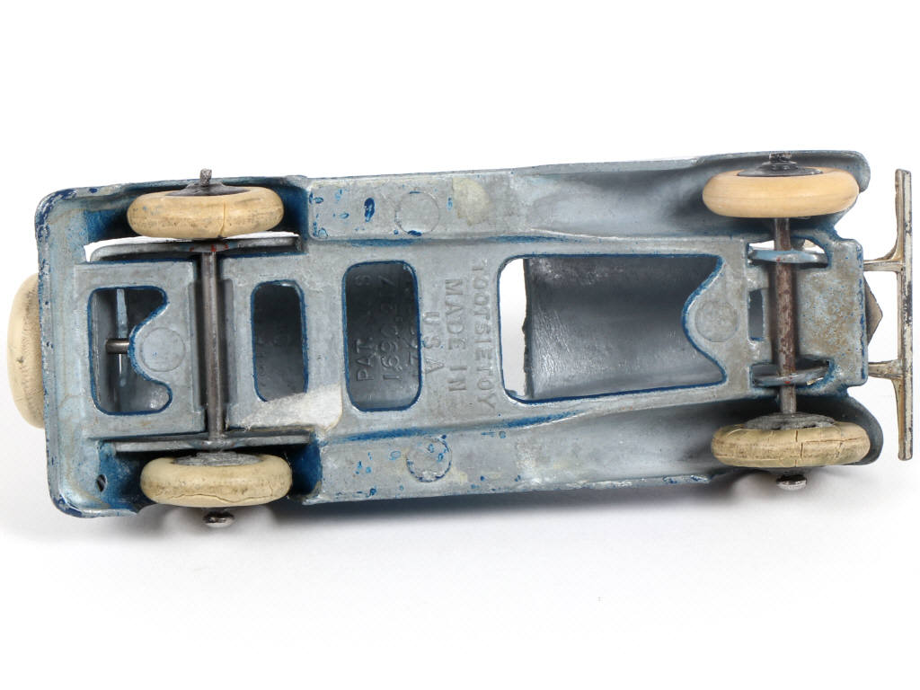 Lot 94 - TOOTSIETOY (USA) (1)