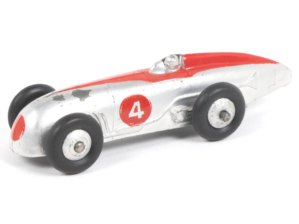 Lot 251 - DINKY TOYS (GB) (1)