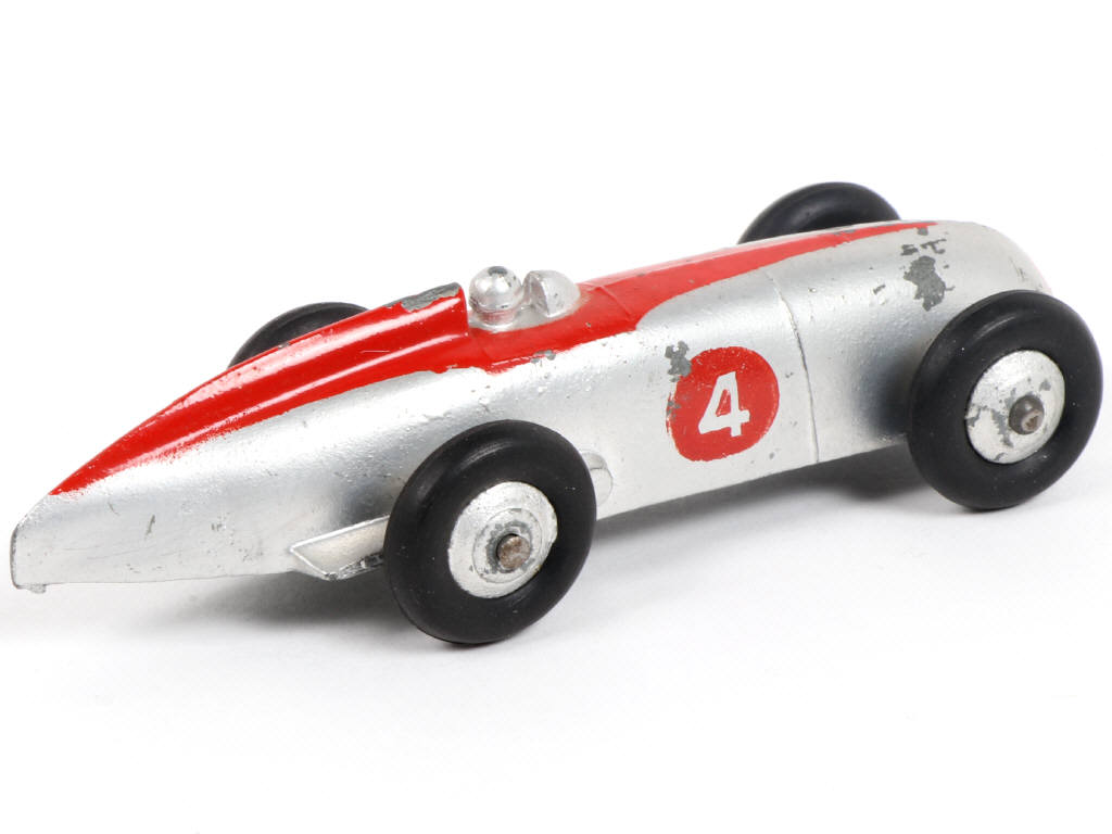 Lot 251 - DINKY TOYS (GB) (1)