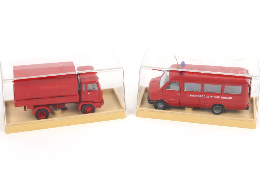 Lot 122 - OLD CARS (ITALIE) (2)