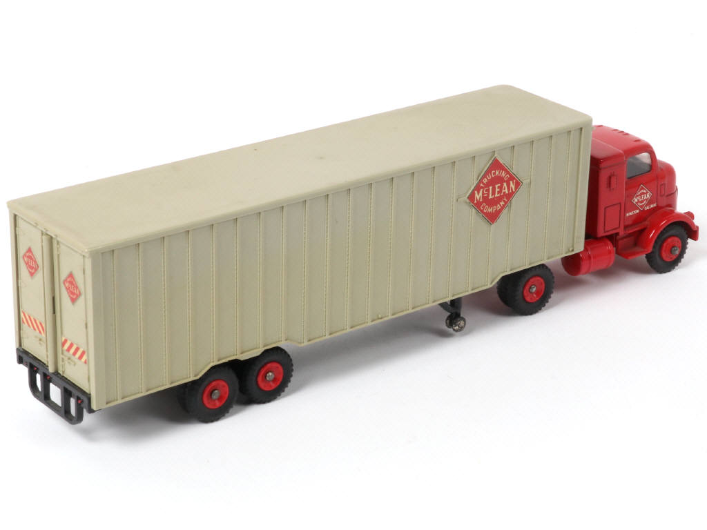 Lot 276 - DINKY TOYS (GB) (1)