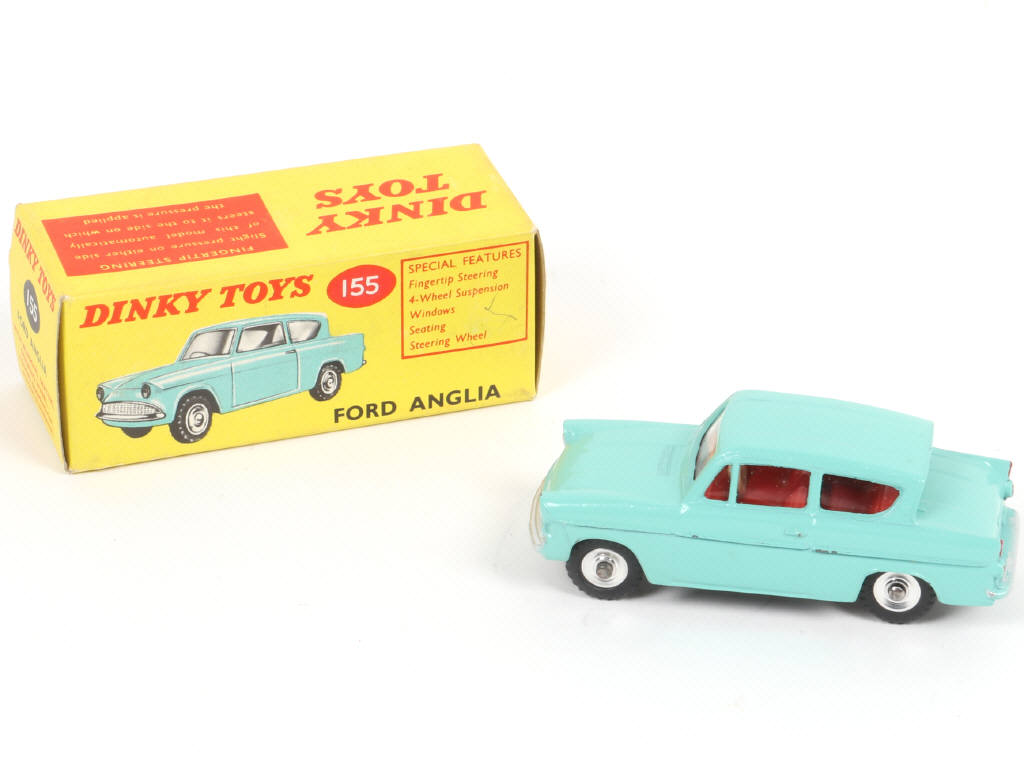 Lot 270 - DINKY TOYS (GB) (1)