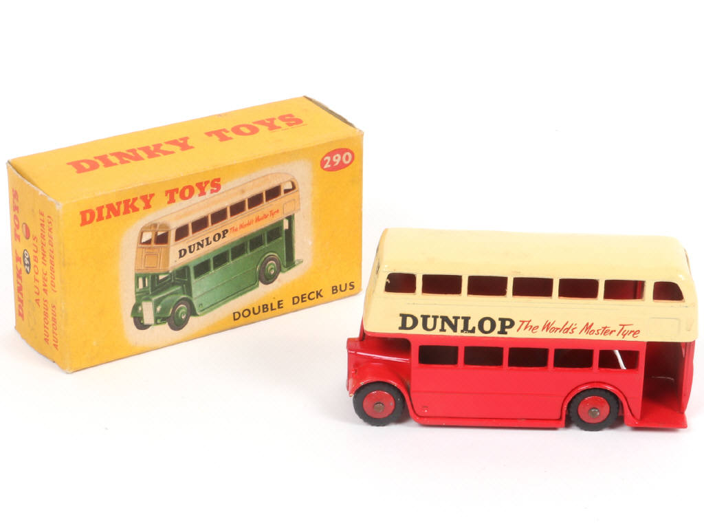 Lot 286 - DINKY TOYS (GB) (1)