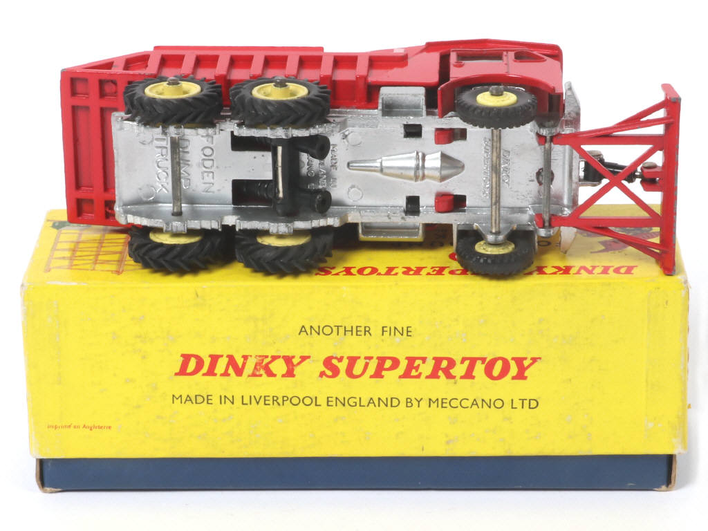 Lot 290 - DINKY TOYS (GB) (1)