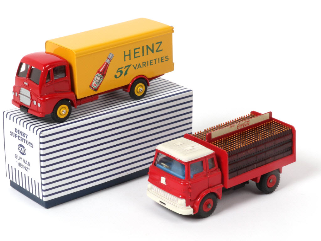 Lot 312 - DINKY TOYS (GB) (2)