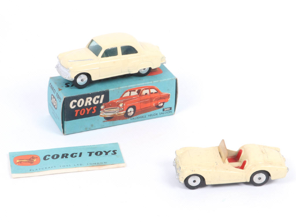 Lot 155 - CORGI TOYS (GB) (2)
