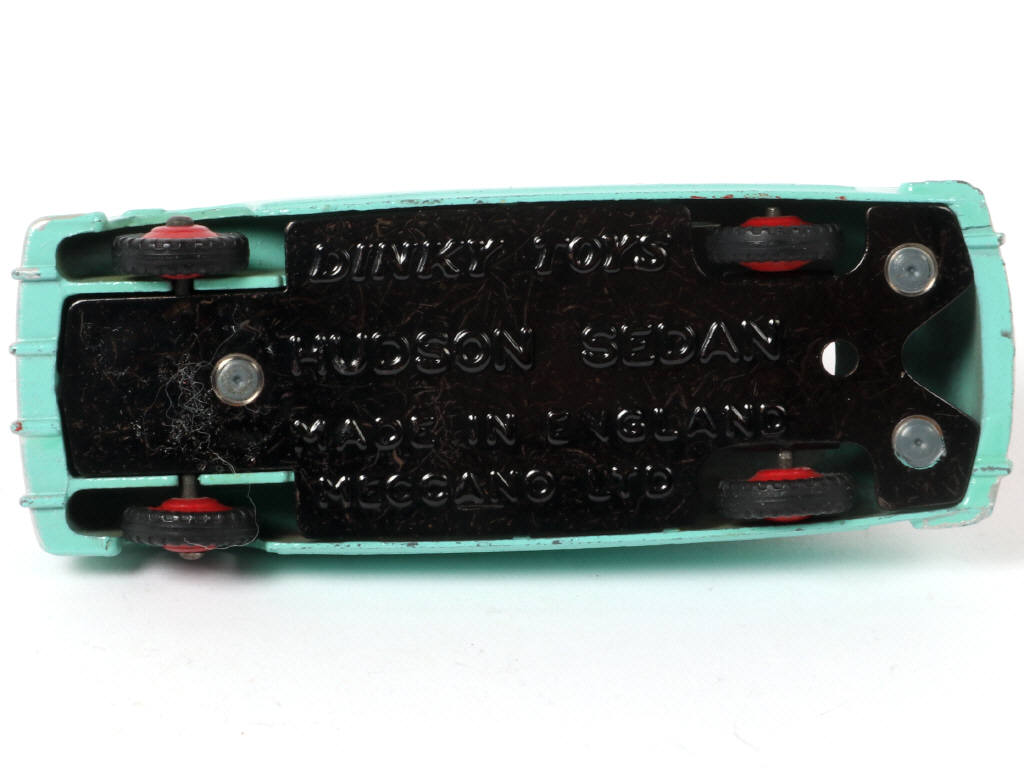 Lot 257 - DINKY TOYS (GB) (1)