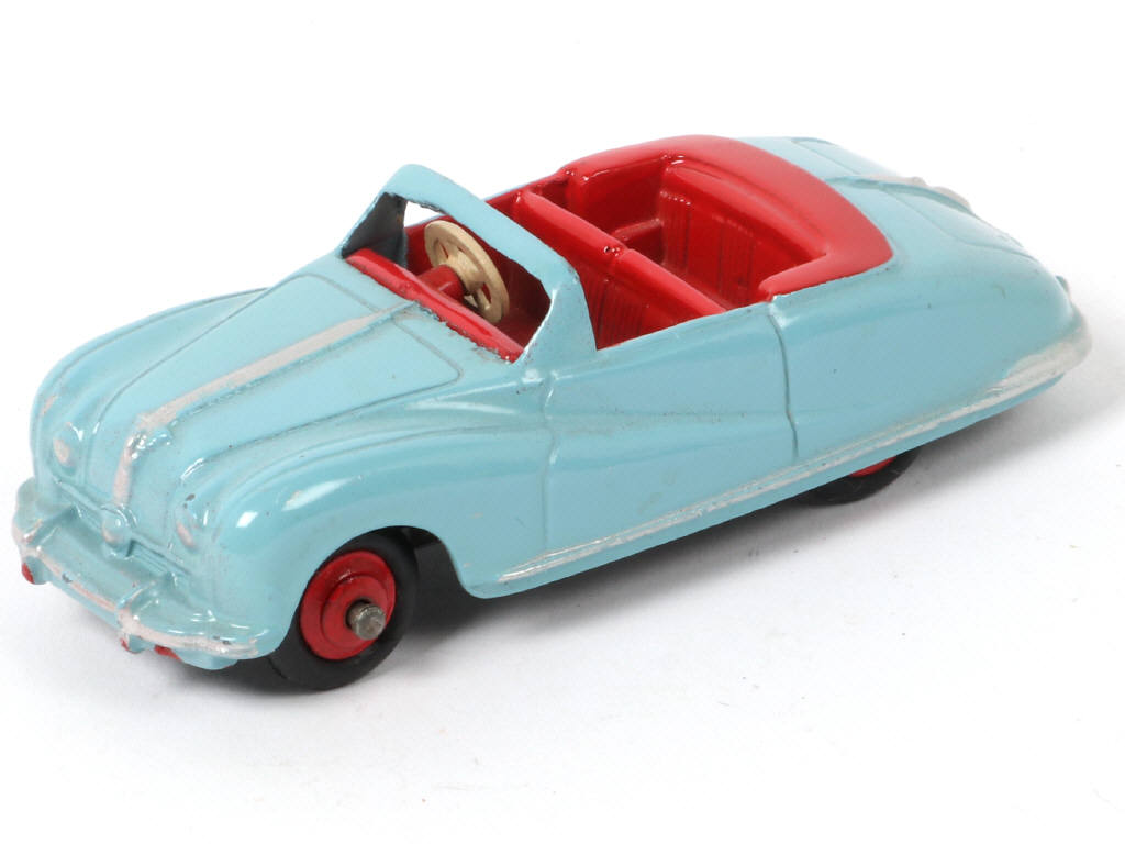 Lot 254 - DINKY TOYS (GB) (1)