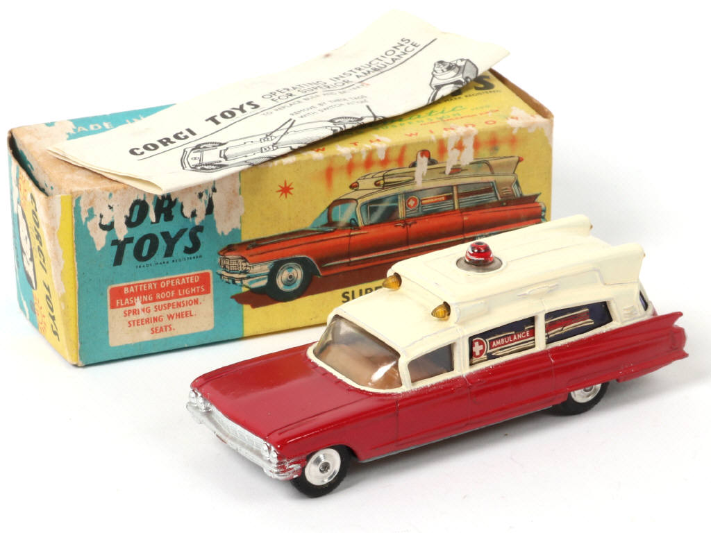 Lot 139 - CORGI TOYS (GB) (1)