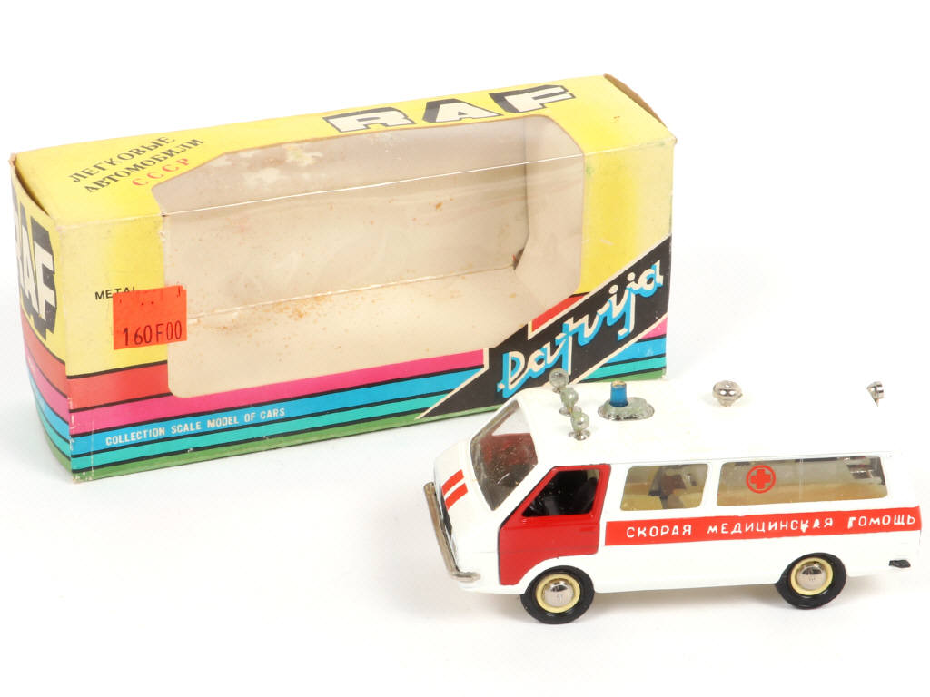 Lot 93 - NOVOEXPORT (URSS) (1)
