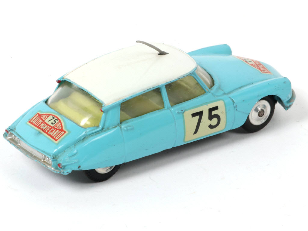 Lot 134 - CORGI TOYS (GB) (1)