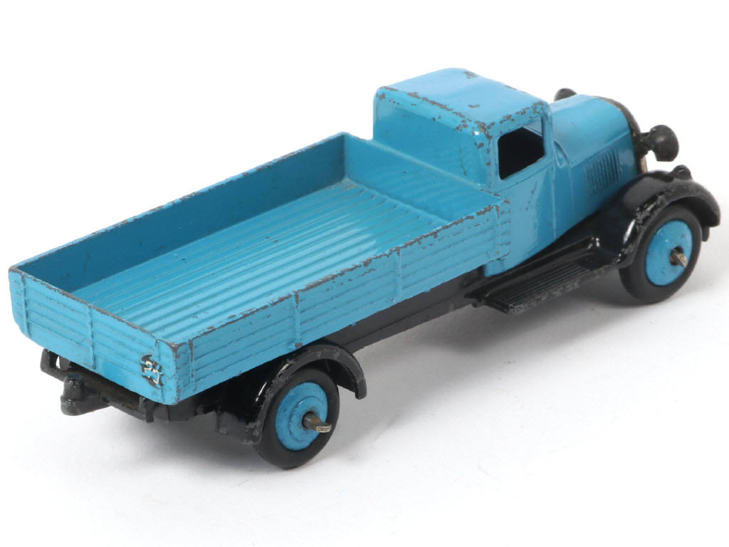 Lot 249 - DINKY TOYS (GB) (1)