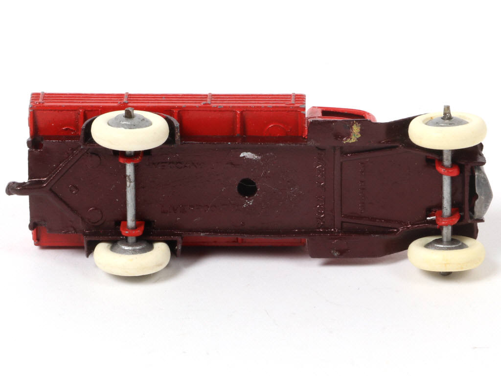 Lot 250 - DINKY TOYS (GB) (1)