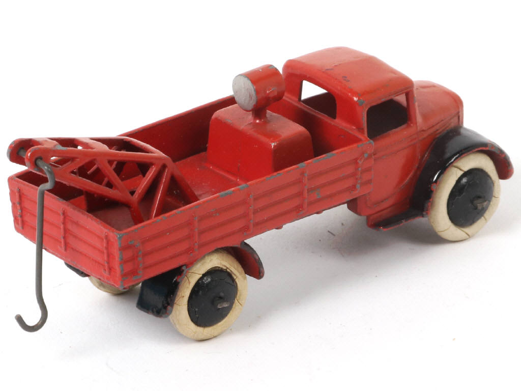 Lot 248 - DINKY TOYS (GB) (1)