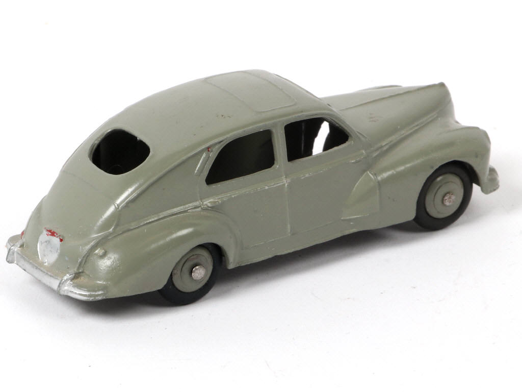 Lot 299 - DINKY TOYS (FRANCE) (1)