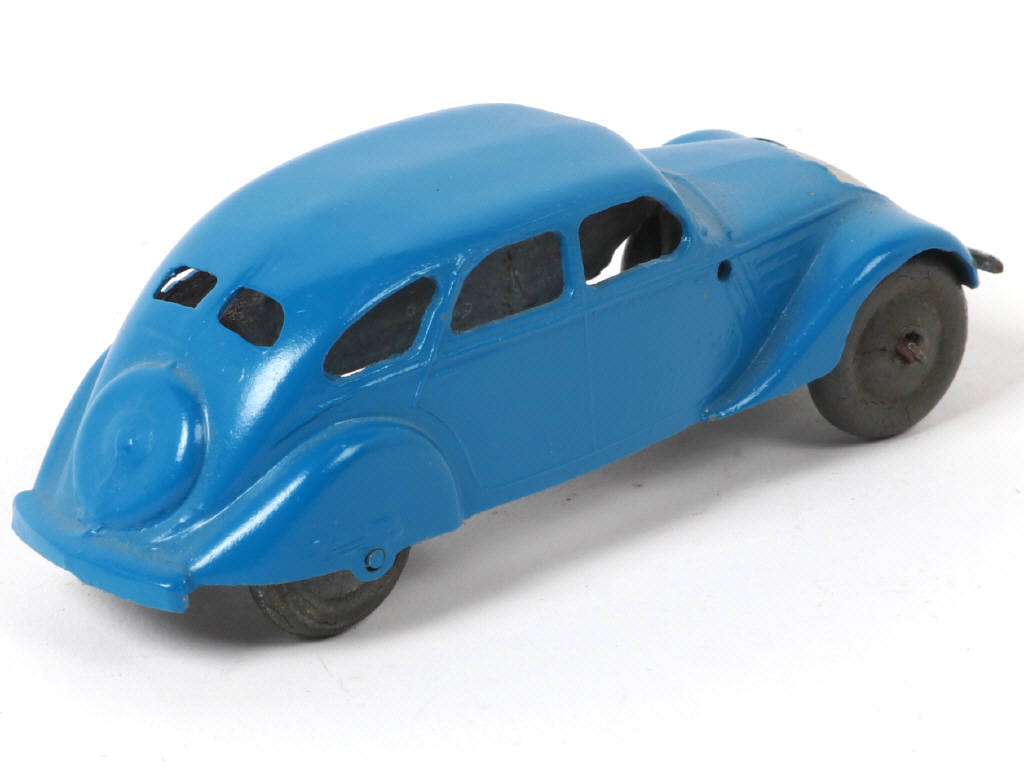 Lot 294 - DINKY TOYS (FRANCE) (1)