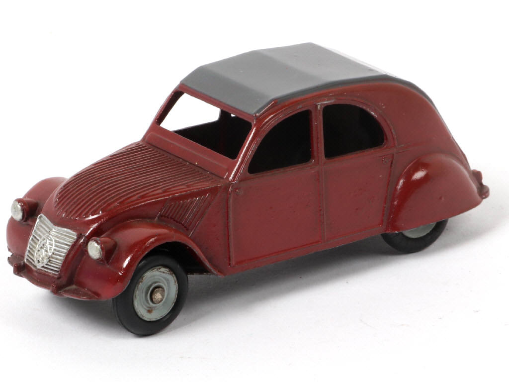 Lot 307 - DINKY TOYS (FRANCE) (1)