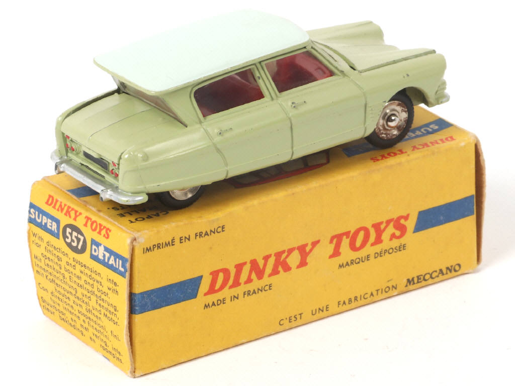 Lot 326 - DINKY TOYS (FRANCE) (1)