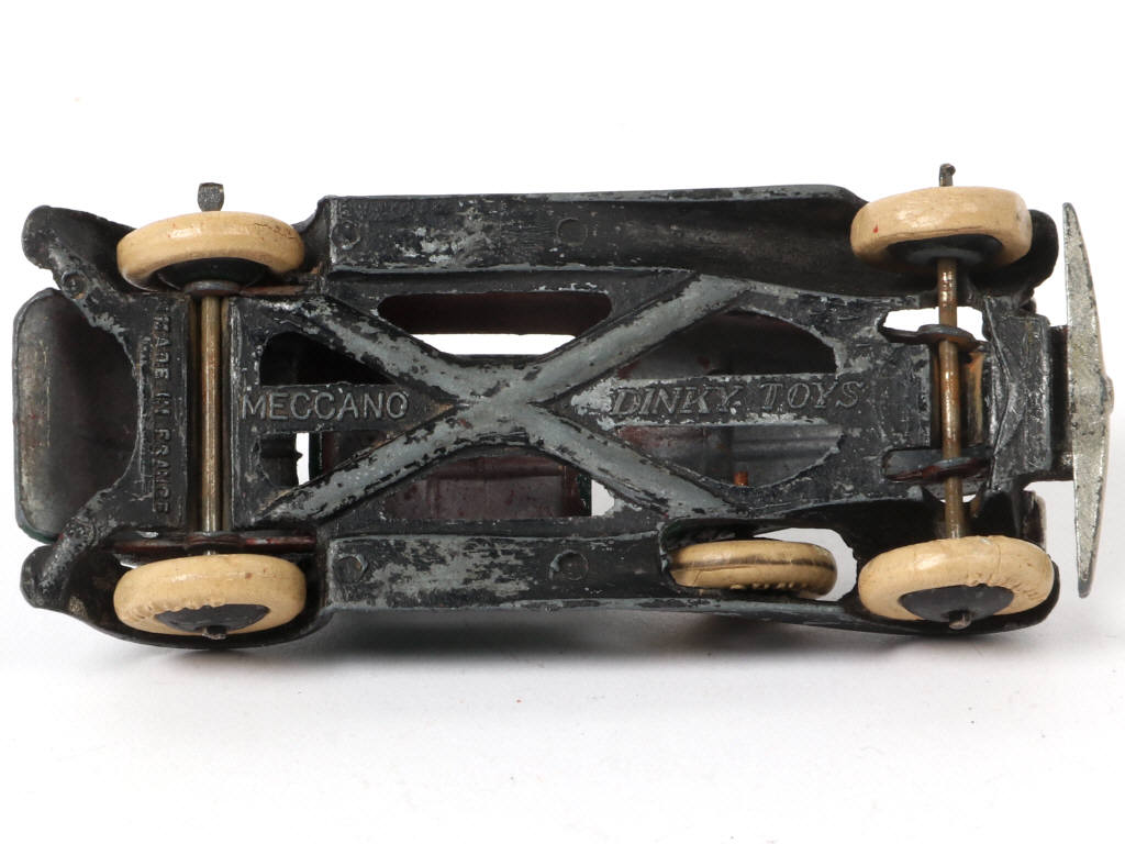 Lot 292 - DINKY TOYS (FRANCE) (1)