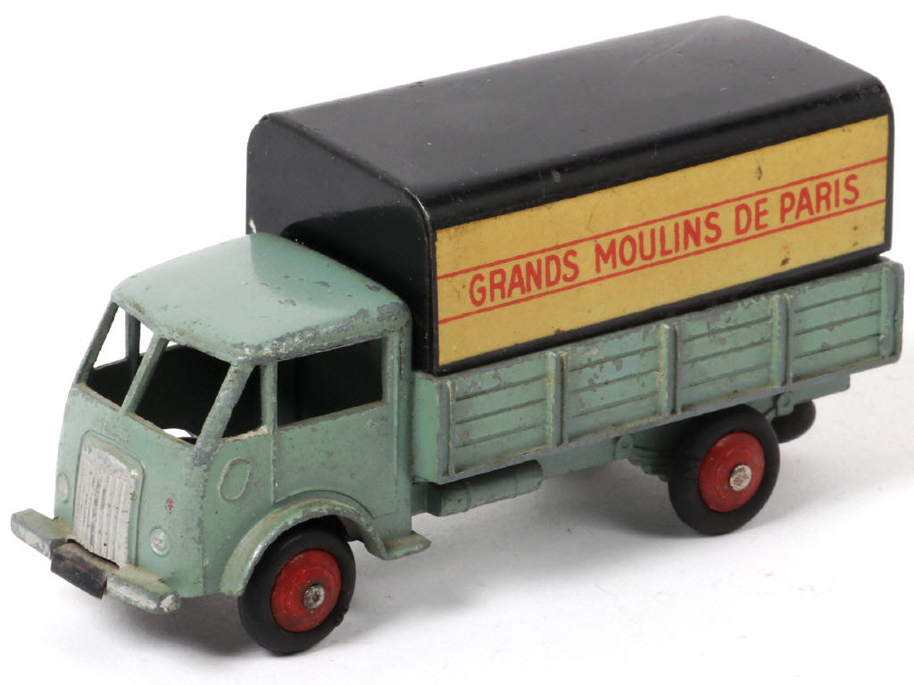 Lot 313 - DINKY TOYS (FRANCE) (1)