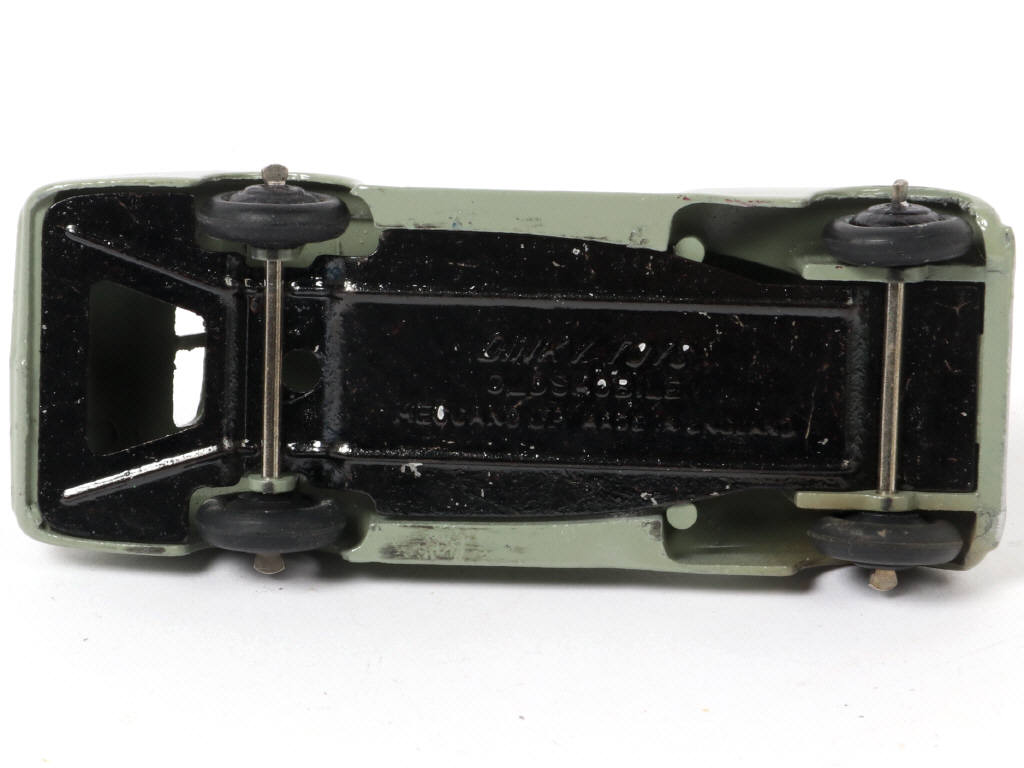 Lot 219 - DINKY TOYS (GB) (1)