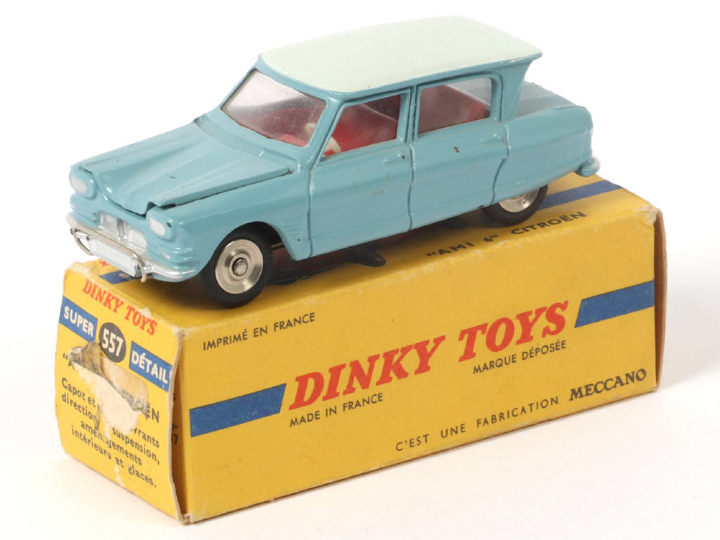 Lot 323 - DINKY TOYS (FRANCE) (1)