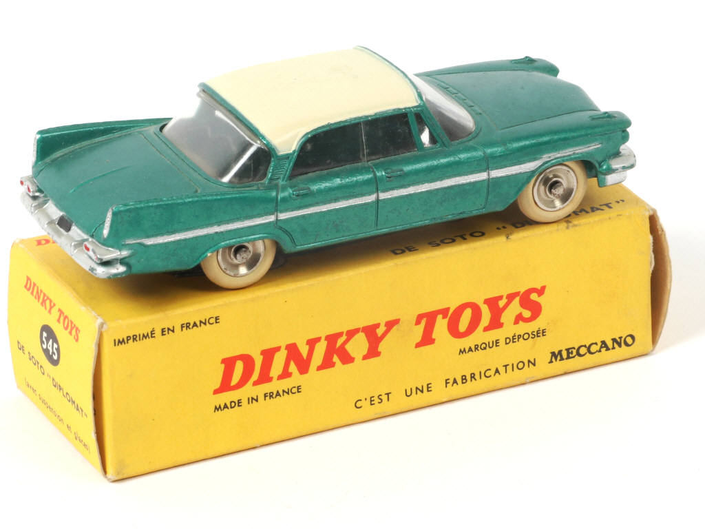 Lot 314 - DINKY TOYS (FRANCE) (1)