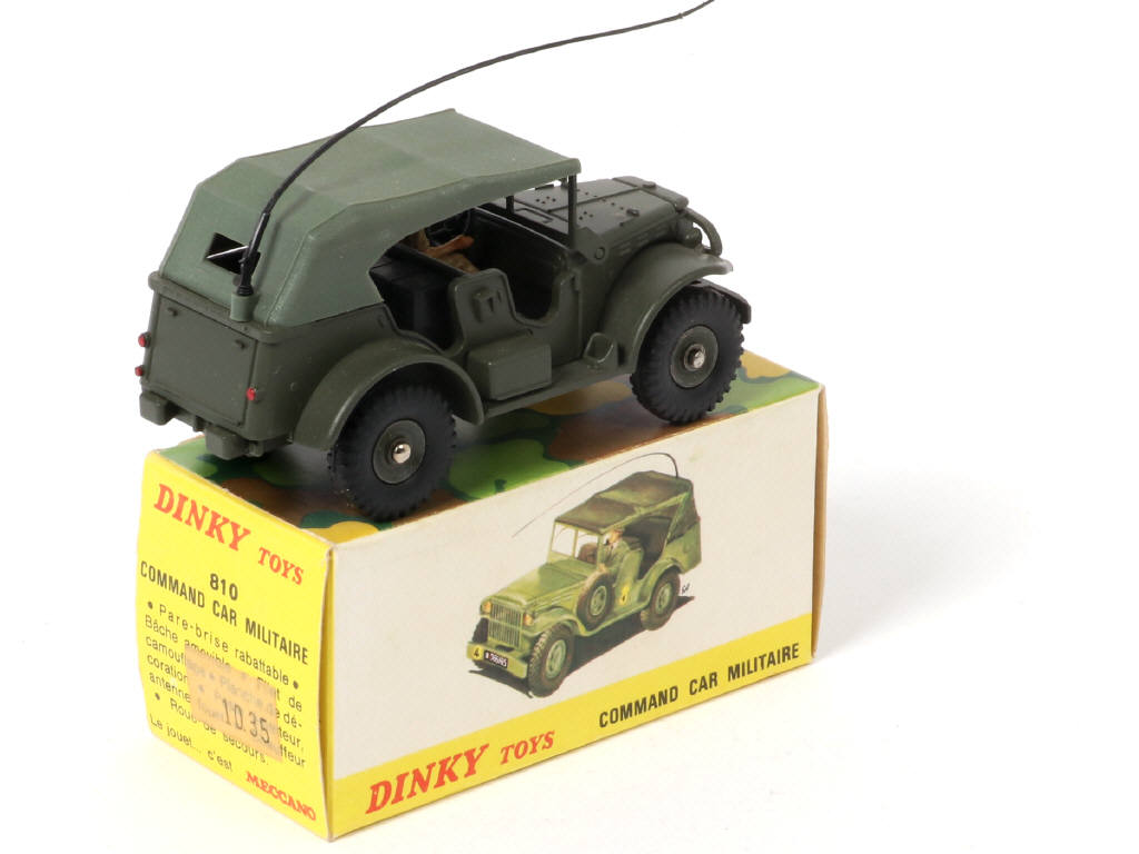 Lot 379 - DINKY TOYS (FRANCE) (1)