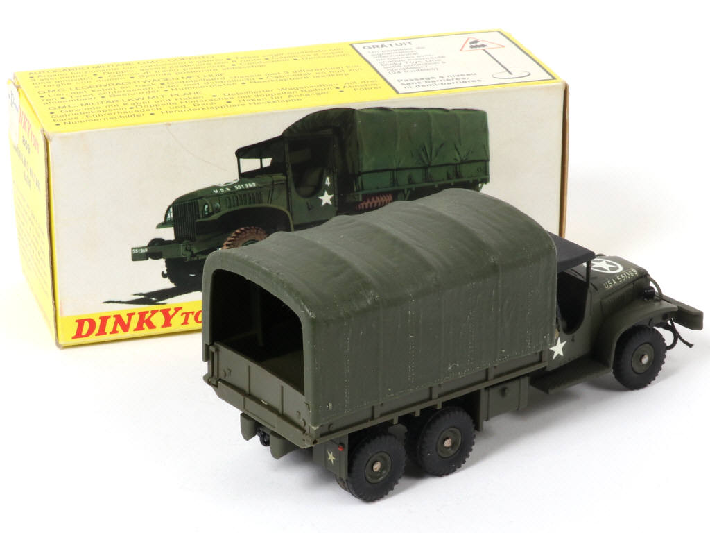 Lot 383 - DINKY TOYS (FRANCE) (1)