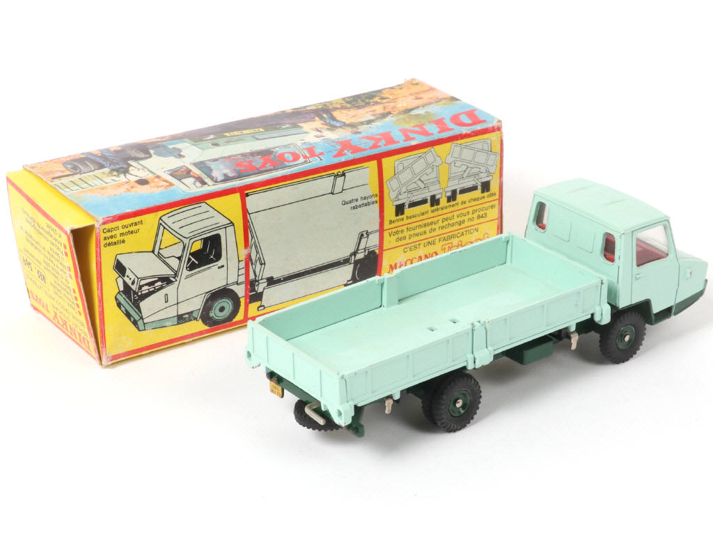 Lot 362 - DINKY TOYS (FRANCE) (1)